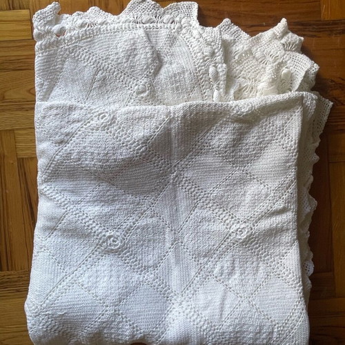 Crocheted blanket new handmade 1.90x1.80 without lace