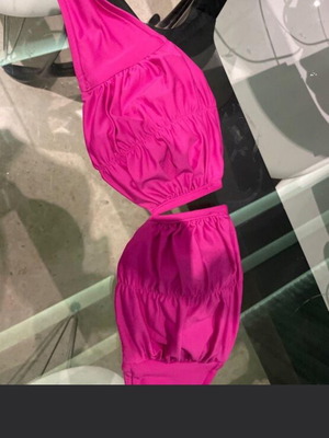 Victoria Secret swimming bra like new, size M