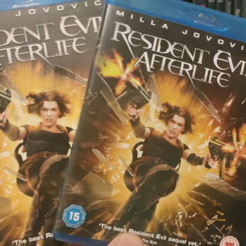 Resident Evil Afterlife Blu-Ray like new, English subtitles, slipcover