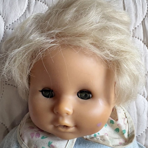 Two vintage collectible dolls