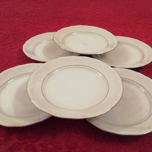 Porcelain cake plates new, set of 6 with embossed design and gold