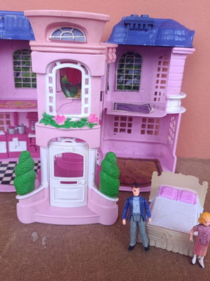 Fisher-Price Loving Family Dream Dollhouse 1993 vintage like new