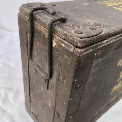English wooden military ammunition box used, 1945