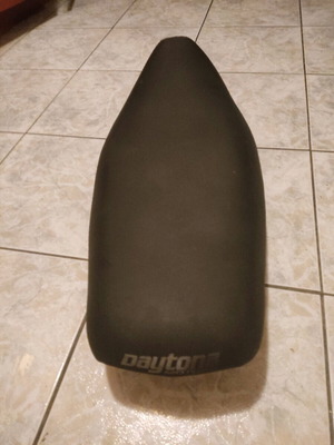 Σέλα για παπί Daytona σαν καινούργια