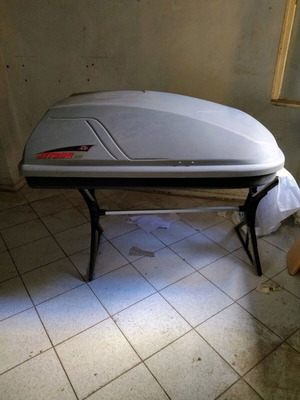 Car roof box 360 liters like new