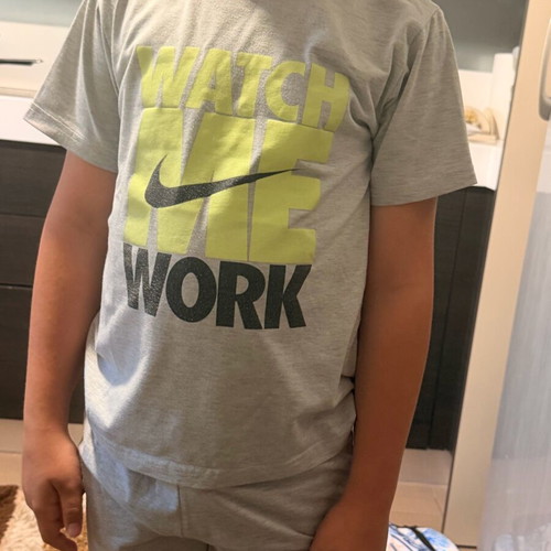 Nike kids set 8 years like new, grey and yellow