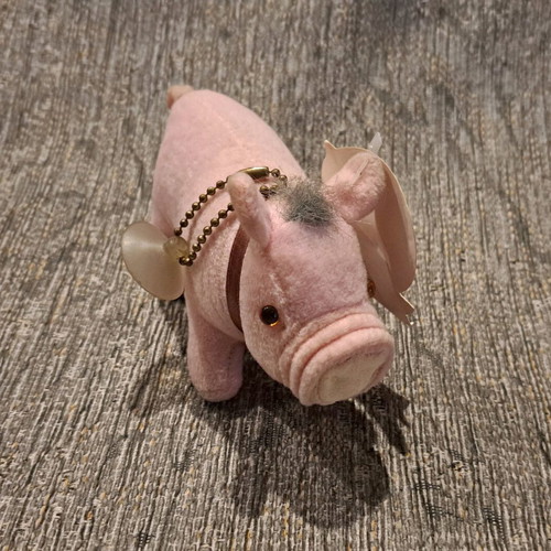 Babe the piglet collectible 1995 new