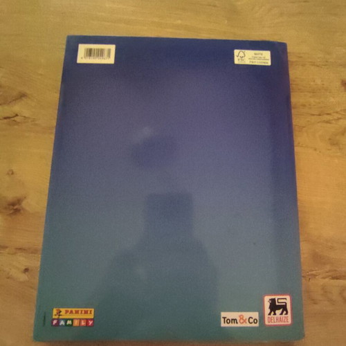 Panini album Croque le Monde 2012 used, completed
