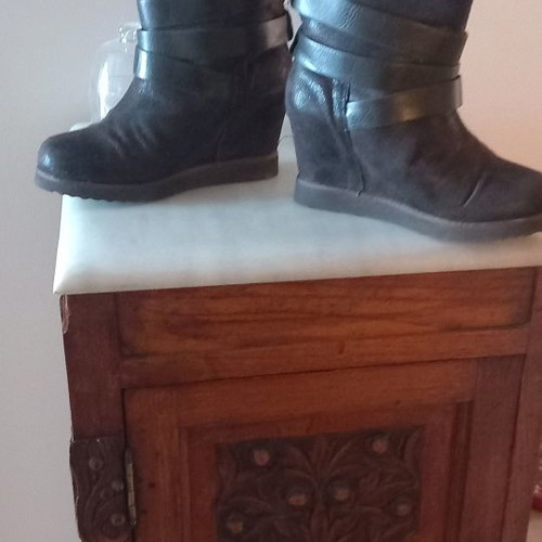 Leather boots with fur size 38 in excellent condition