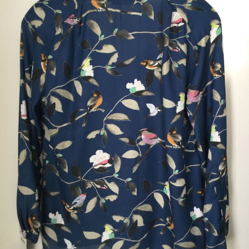 Zara Basic blouse blue with birds new, size Medium