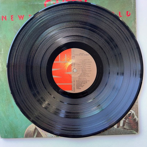 Queen News Of The World LP used, 1977 Greek first edition