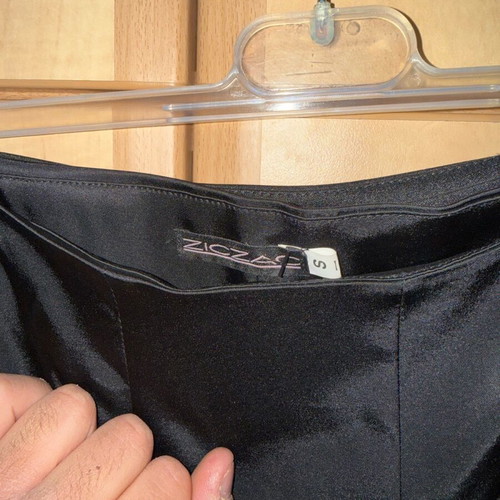 Ziczac Black Satin Skirt Size S like new