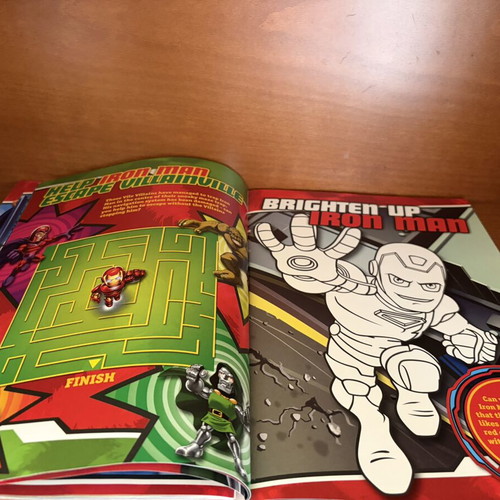 Marvel Superhero Squad Pedigree sticker album