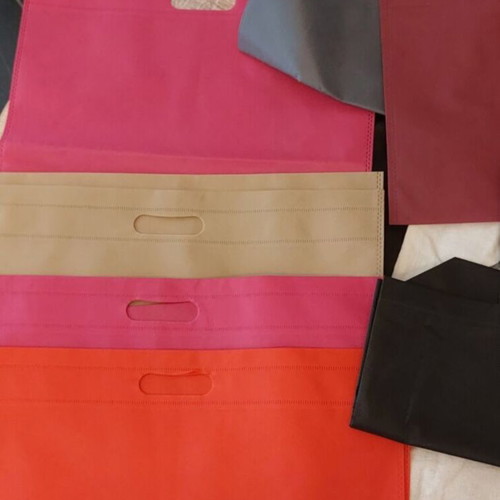 Set of 10 fabric tote bags like new, assorted colors and sizes