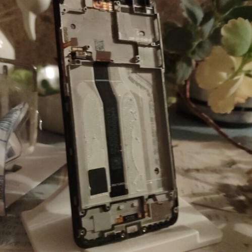 Redmi 6A screen with dead pixels