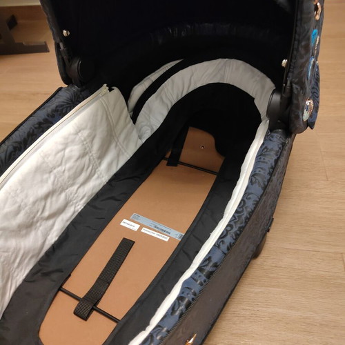 Cybex Priam Lux Carry Cot Jewels of Nature used, luxury edition