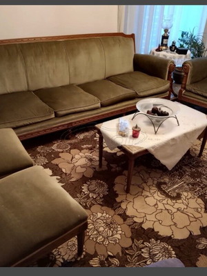 Retro sofa set used with handmade carvings