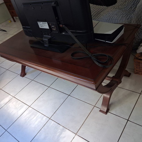 Wooden TV desk used, 1.5 x 70 cm
