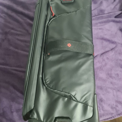Samsonite Paradiver Light 55 suitcase like new, black