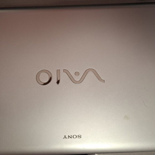 Sony Vaio VPCEB1J1E laptop used without hard drive, core i3, 4GB RAM