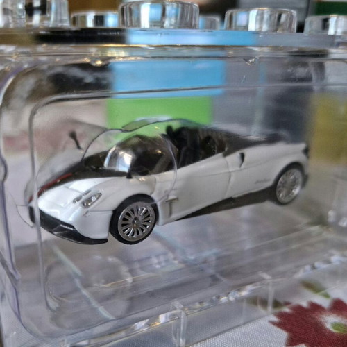 Mini GT Pagani Huayra Roadster Hong Kong Exclusive Edition like new