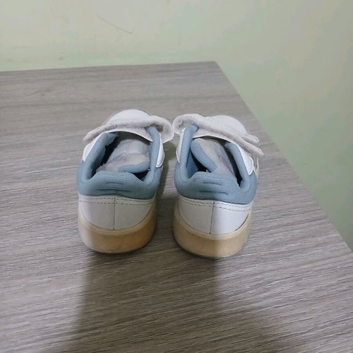 Adidas athletic shoes used, size 23, white and pink