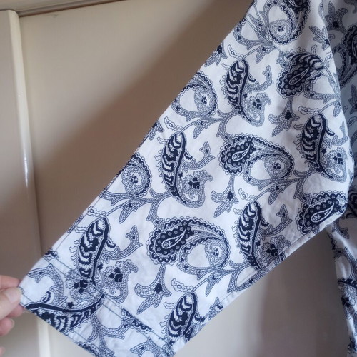 Cotton kimono jacket like new with paisley pattern black and white