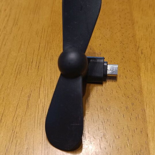 Mobile fan like new with micro USB connector
