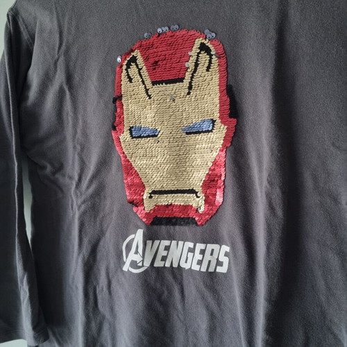 Marvel Avengers Zara shirt like new with color-changing sequins