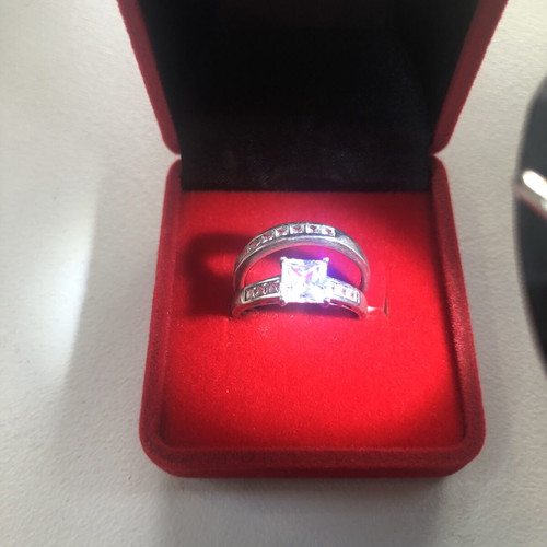 Engagement ring silver 925 with zircon, new