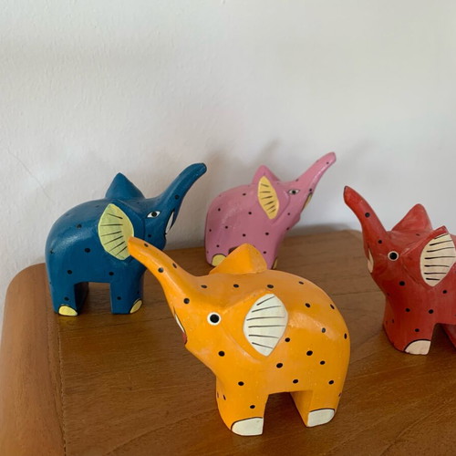 Handmade Wooden Elephant Figurines Pack of 4, New