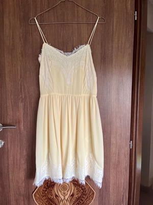 Gizia Dress available in S, M, L