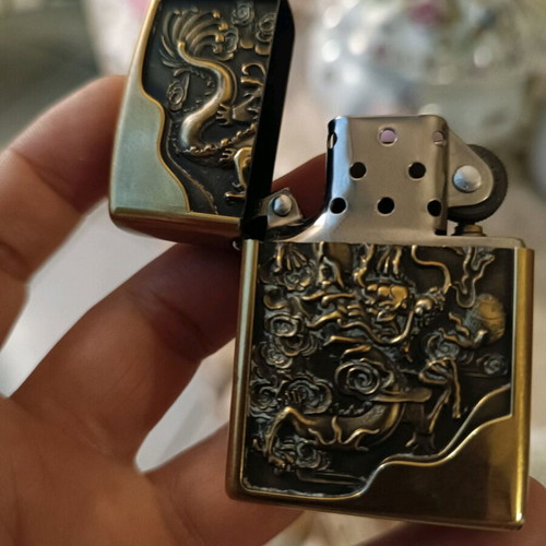 Bronze lighter like new