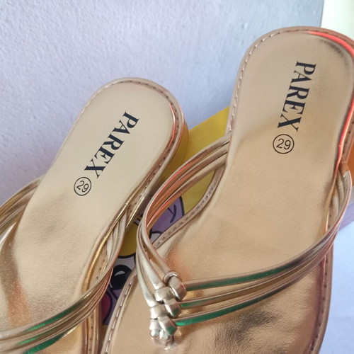 Parex children's flip-flops size 29 new, gold color