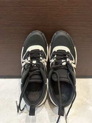 Lacoste athletic shoes like new, size 37, black and white