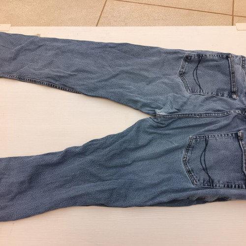 Pull & Bear jeans used, size L, with small defect