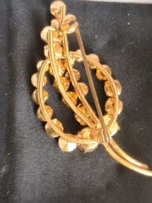 Old pin like new vintage