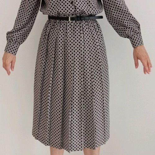 Vintage dresses like new, pack of 3, lightweight fabrics