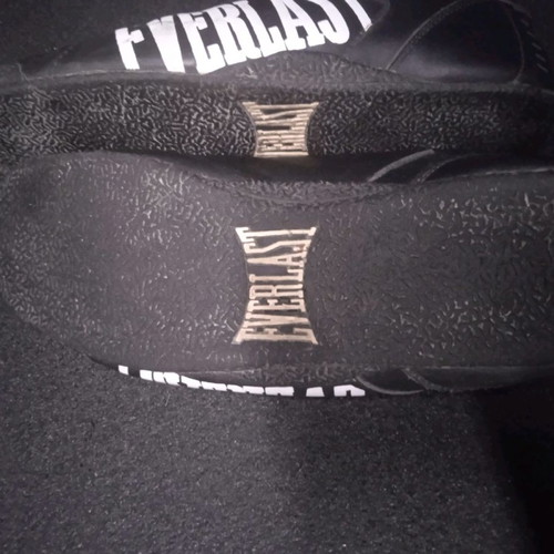 Everlast boxing shoes used, size 44, black