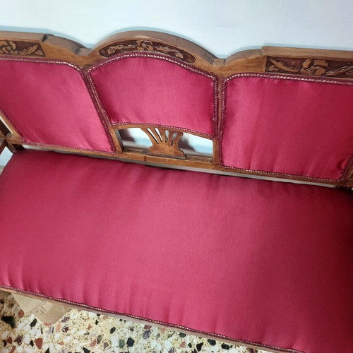 Antique sofa like new, fully renovated with fabric and springs