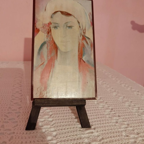 Souvenir painting like new with wooden stand