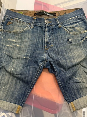 Freesoul denim bermuda shorts size Small like new, blue