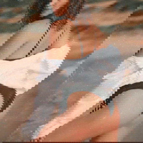 Μαγιό μαύρο ψηλομέσο καινούργιο με καρτελάκι σε 3 μεγέθη