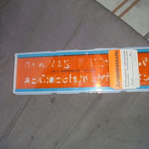Standardgraph English Letter Stencil new, 2 pieces