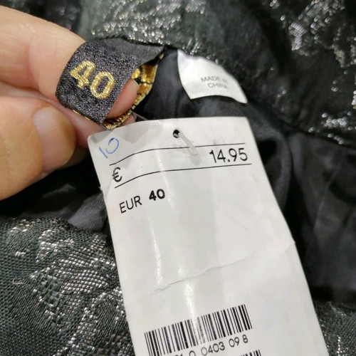 H&M Evening Skirt new with silver flowers, size M