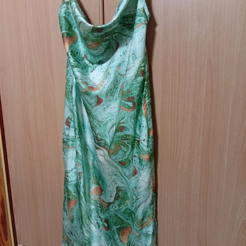 Summer Airy Dress Green like new by Missguided