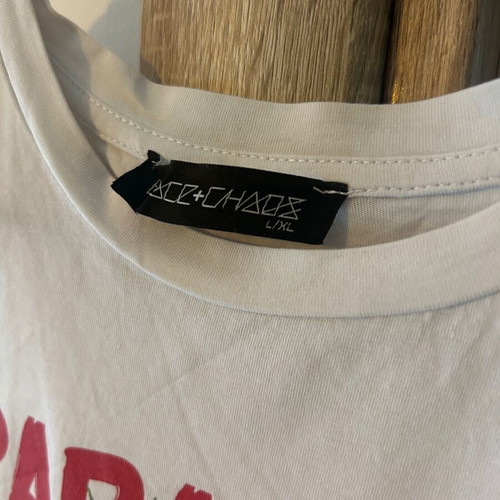 Peace And Chaos Tshirt with red print, L/XL, white