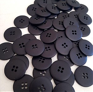 50 Μαύρα πλακέ κουμπιά
