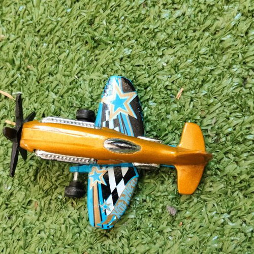 Metal Hot Wheels Airplane like new