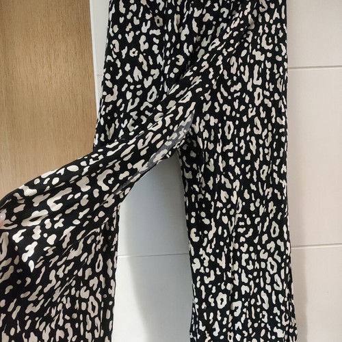 Zara pants skirt new, size M, black and white